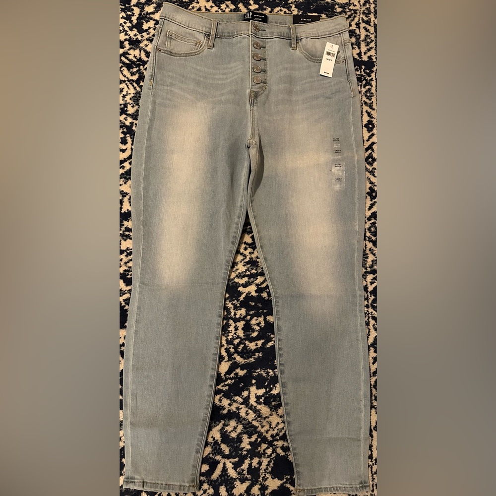 Women’s Gap Denim Size 14/32R Light Wash High Rise Super Skinny Stretch Jeans